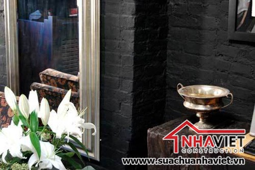 ca-tinh-voi-gam-mau-den-huyen-bi-cho-nha-32-m29